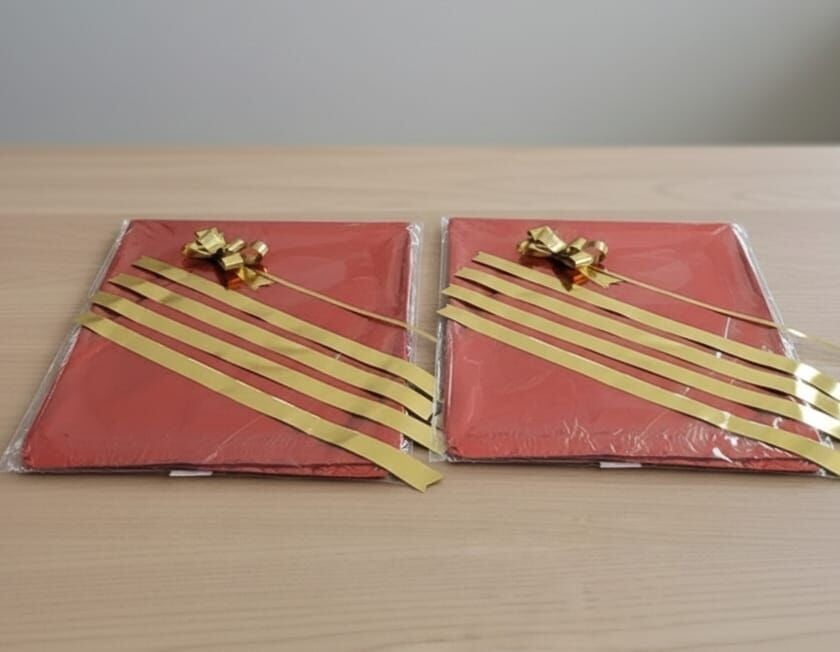 Kırmızı Hediye Paketi + 19x45 Cm Beyaz Çekmeli Fiyonk
