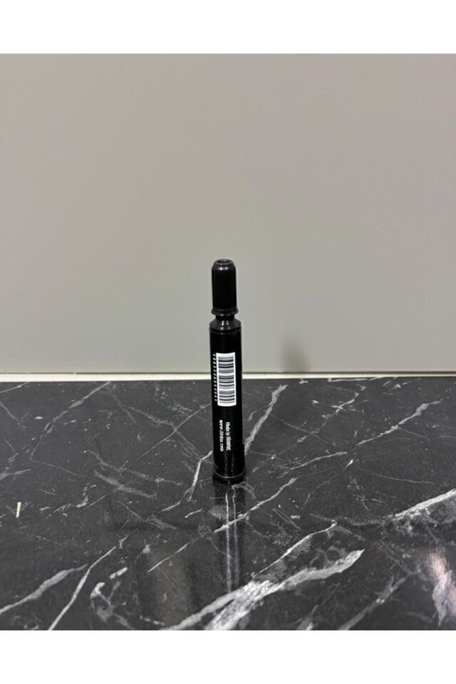 Siyah Renk Permanent Marker Kalemi Siyah